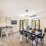 Sunnyvillas: 4br Seafront Villa*private Pool*bw44 Willa Protaras